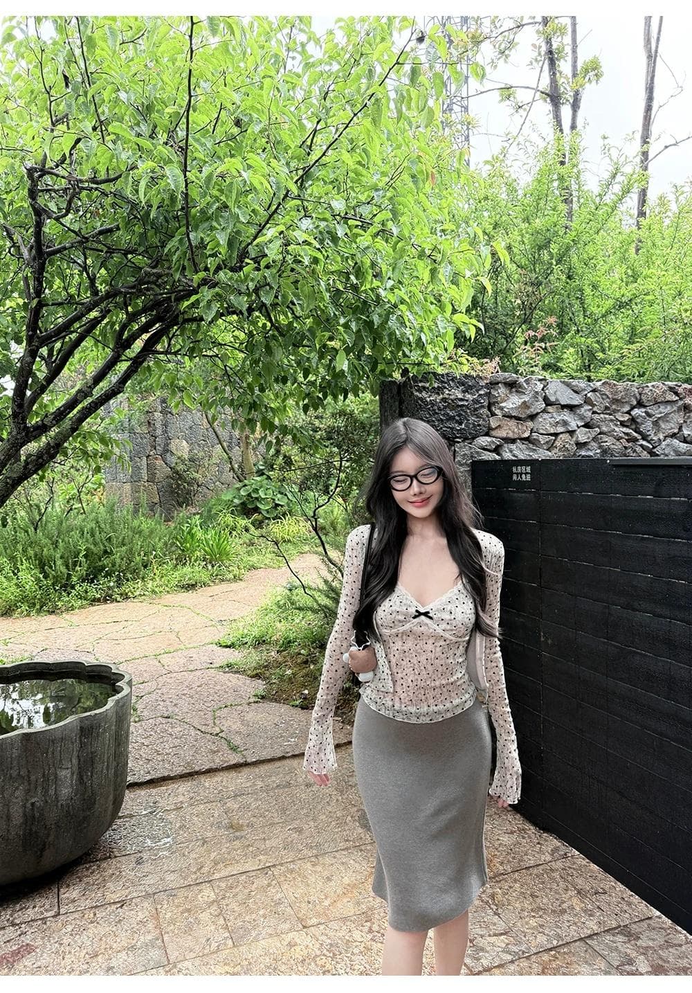 정가 감소되지 않음 순수한 욕망 한 부서 식물 플러시 여성 도트 무늬 슬립 오픈 가디건 투피스 세트 레이스 레이스 나비 매듭 맨위