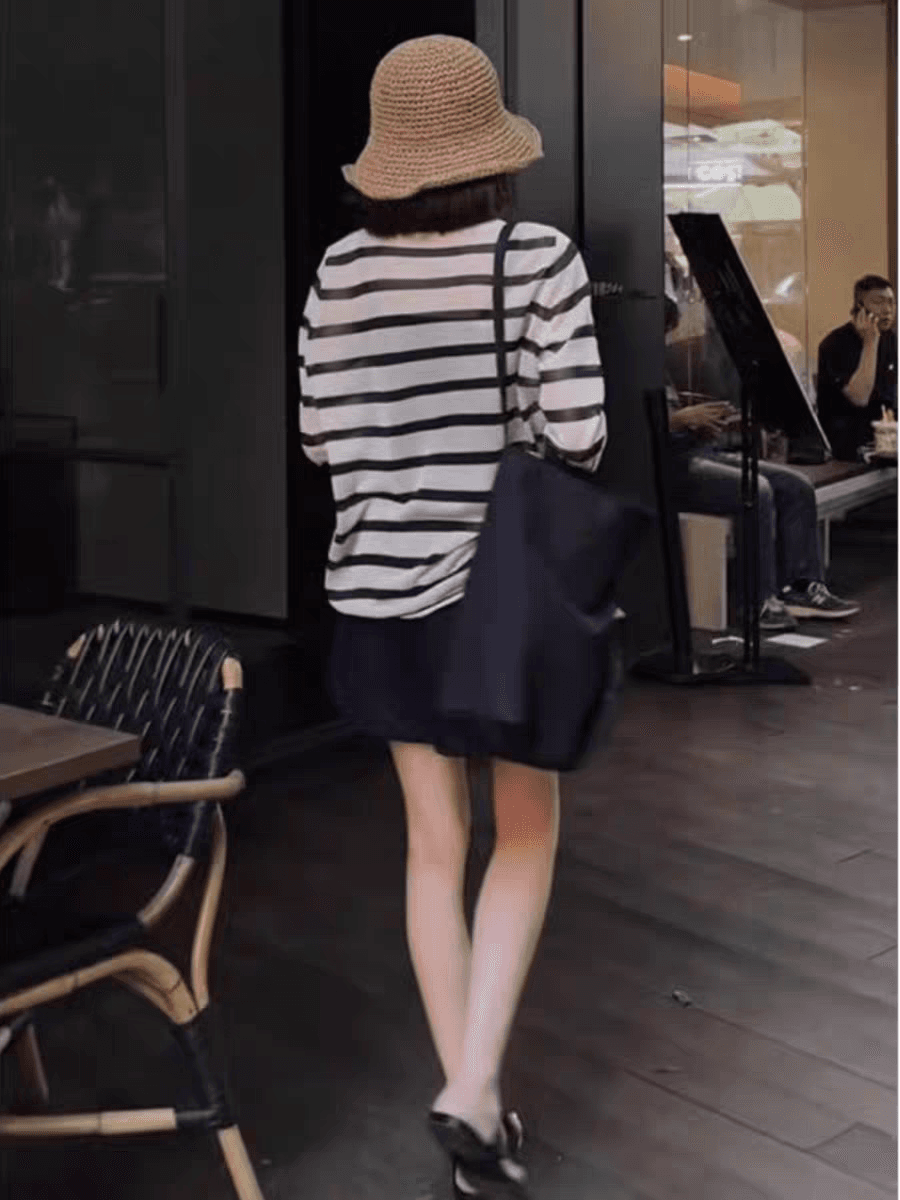 외부 가져 가라. 프랑스식 검정색 스트라이프 긍정적 인 어깨 긴팔 얼음 실크 가면 티셔츠 에어컨 셔츠 여성 여름 루즈핏 맨위 블라우스 이미지 5