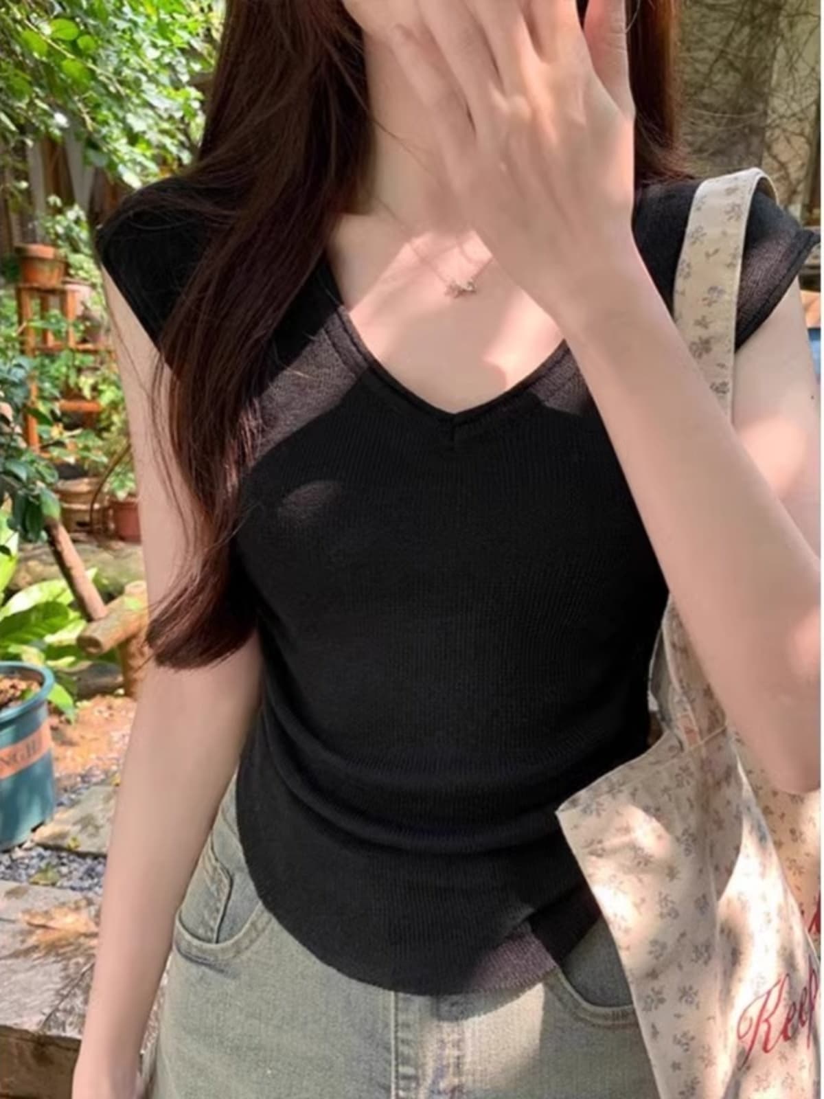 보라색 V넥 니트 얼음 실크 반팔 작은 날다 소매 긍정적 인 어깨 티셔츠 작은 키 몸매 가꾸기 불규칙 쇼트 스타일 맨위 여성 여름 상세 이미지 3