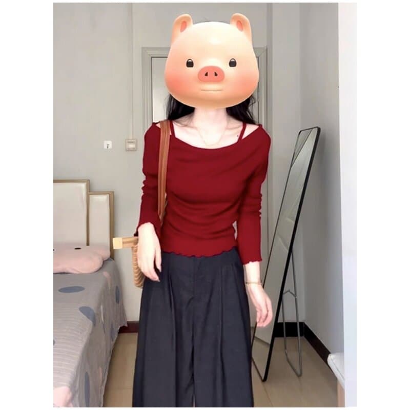 빨간색 오프숄더 페이크 레이어드 슬립 맨위 여성 가을 2025 년 새로운 디자인 센스 작은 대중 스웨터 니트 스웨터 상세 이미지 3