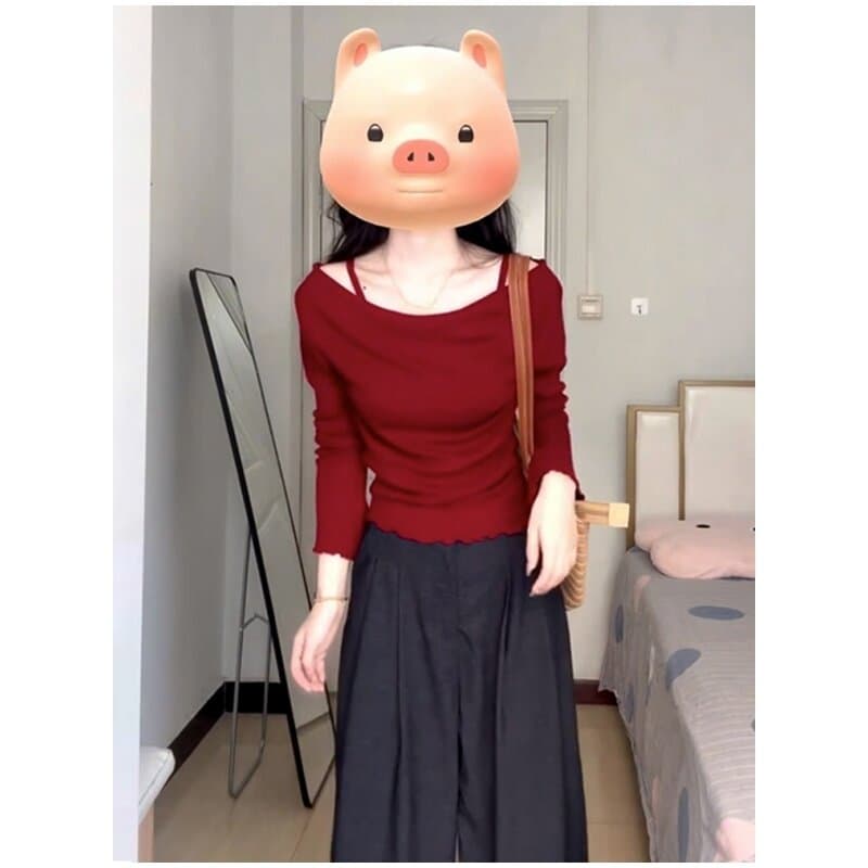 빨간색 오프숄더 페이크 레이어드 슬립 맨위 여성 가을 2025 년 새로운 디자인 센스 작은 대중 스웨터 니트 스웨터 상세 이미지 5