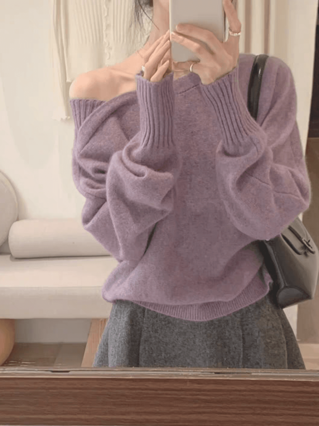 슈퍼 잘 생긴 보라색 비스듬한 어깨 너구리 플러시 풀오버 스웨터 여자 겨울 루즈핏 보온 수 있습니다. 외출용 인사이드 가져 가라. 니트 맨위 상세 이미지 6