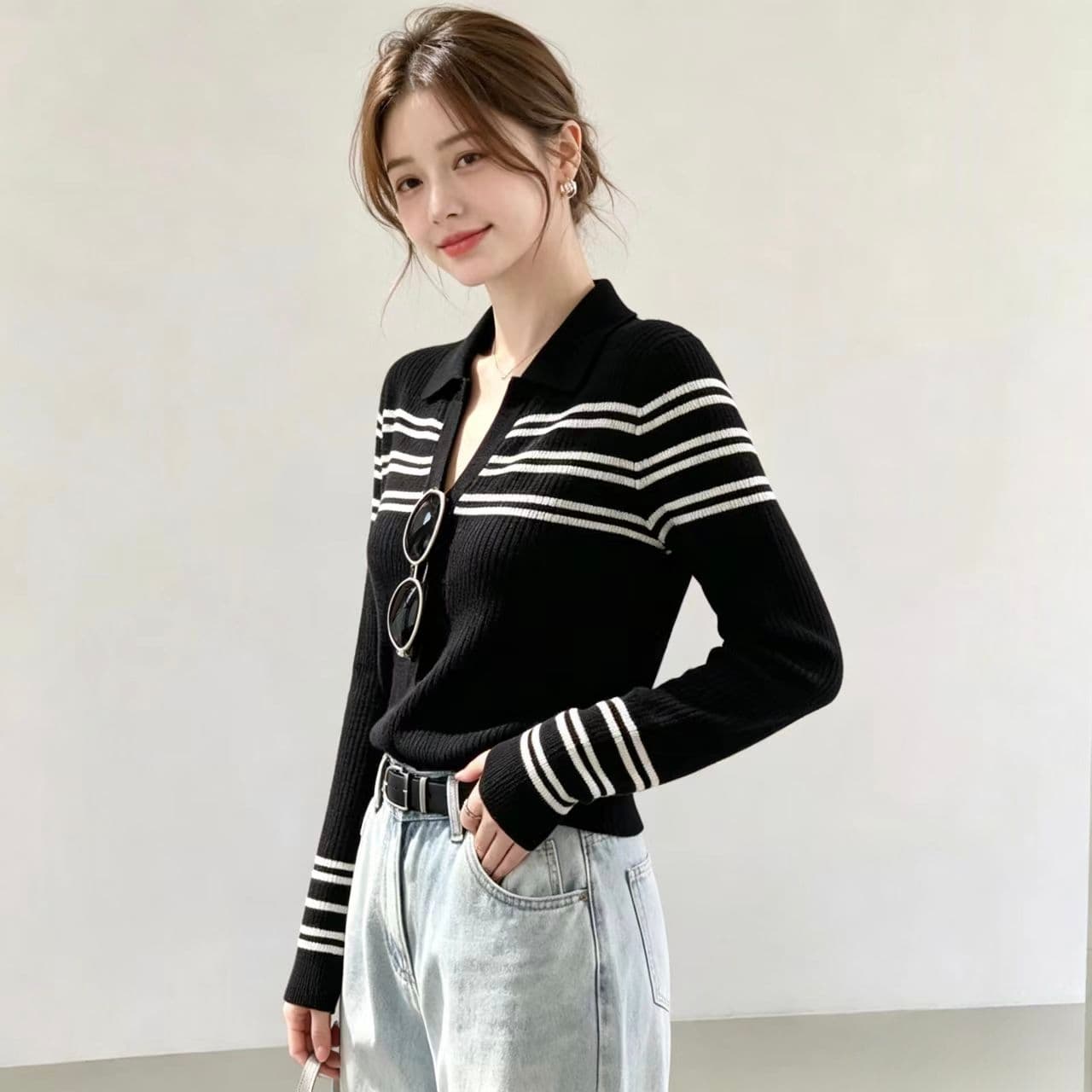 검정색 고급 센스 배색 스트라이프 반 개방 칼라 니트 스웨터 여성 가을 새로운 품격 다용도 슬림해 보이는 기본 셔츠 트렌디 상세 이미지 4