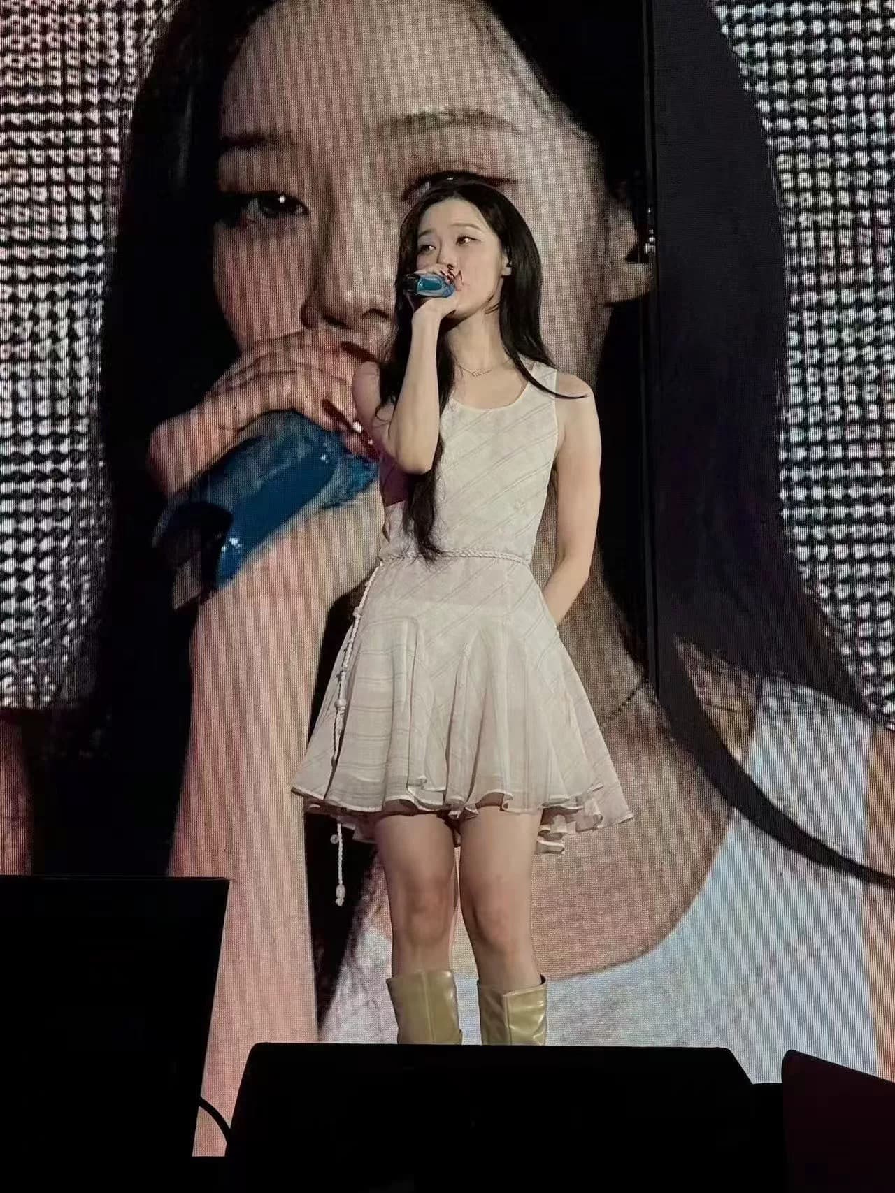 김민 법원 같은 단락 체크무늬 민소매 여성 드레스 여름 허리 수축 스트랩 프릴 조끼 미니 스커트 2026 새로운 상세 이미지 3