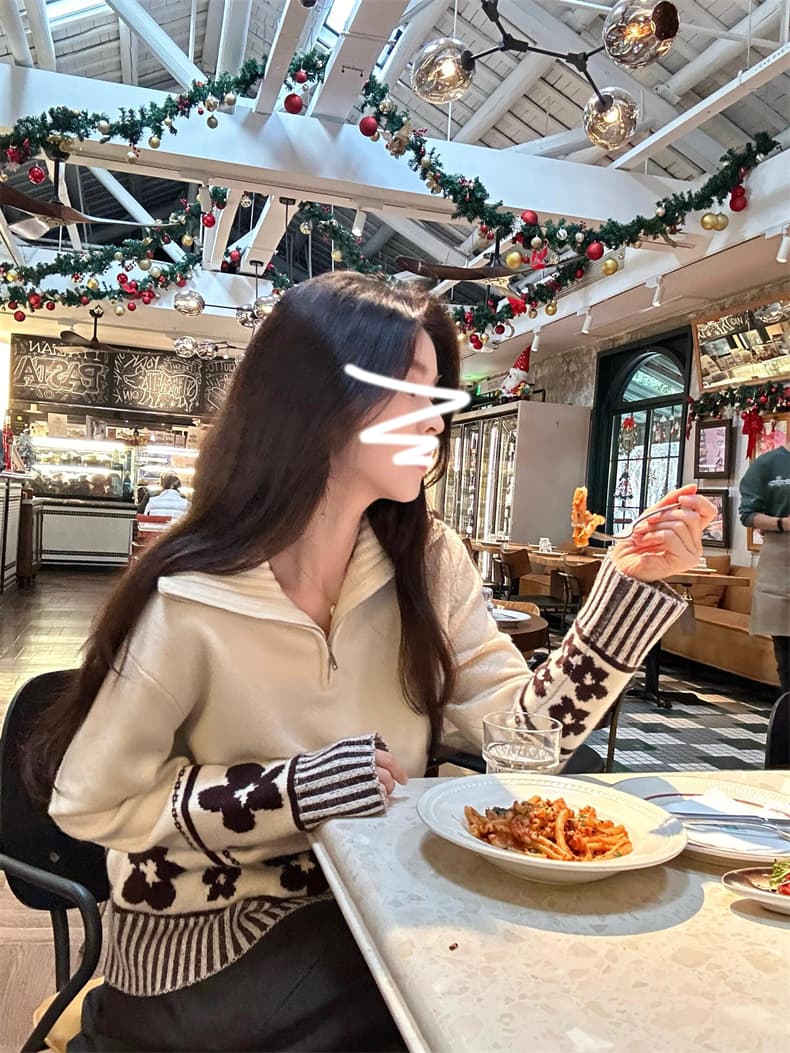 폴로 칼라 자카드 스웨터 여자 가을 겨울철 2026 새로운 느긋한 바람 고급 센스 니트 스웨터 맨위 이미지 3