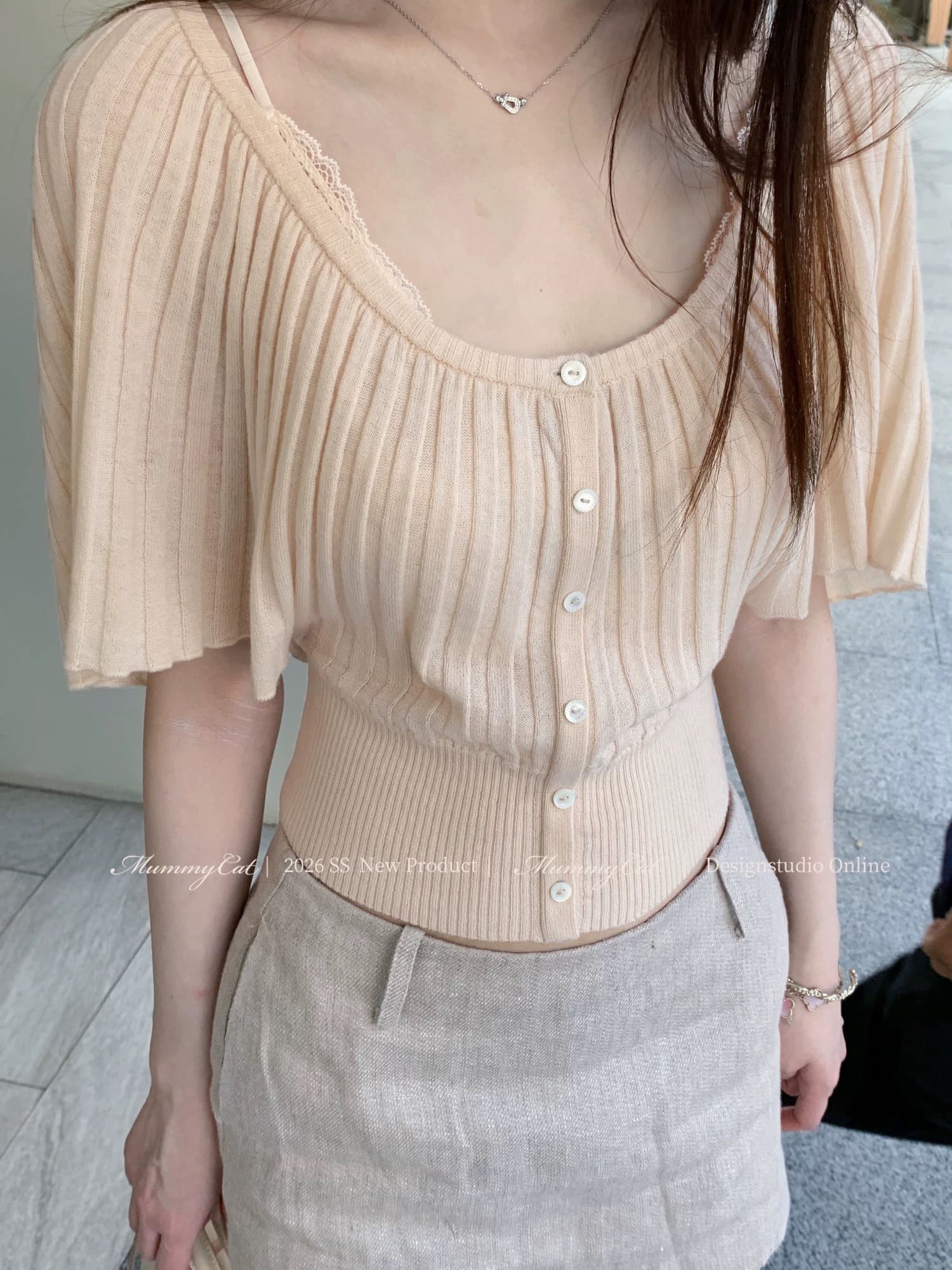 mummycat 계란 놓기 야옹 장기 화이트 코우 26 신제품 30 양모 장기 Pleat 대 라운드 넥 니트 맨위 상세 이미지 2