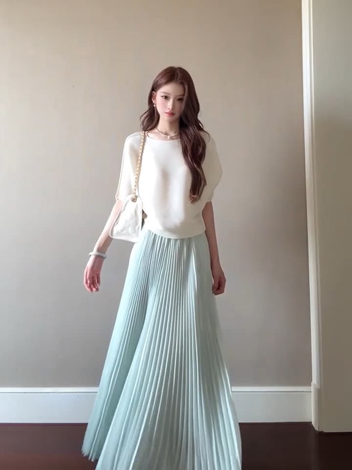 오프숄더 허리 수축 반팔 티셔츠 단색 다용도 슬림해 보이는 몸매 가꾸기 맨위 여성 이미지 2