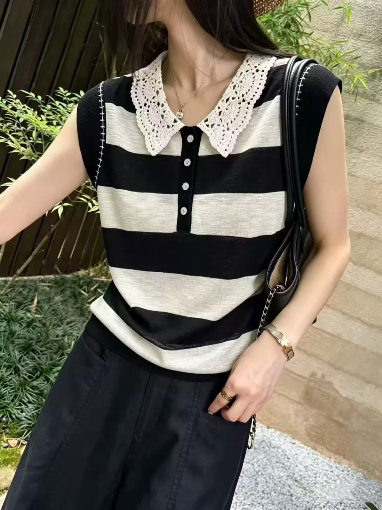 한 부서 자수 홀로우 아웃 베이비 칼라 스트라이프 니트 스웨터 여성 민소매 여름 새로운 패션 다용도 슬림해 보이는 맨위 이미지 4