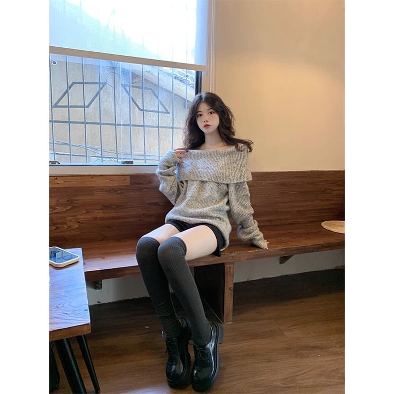 한 부서 회색 오프숄더 스웨터 여자 가을 겨울 루즈핏 느긋한 바람 두꺼운 다용도 오프숄더 긴팔 니트 스웨터 맨위 상세 이미지 4