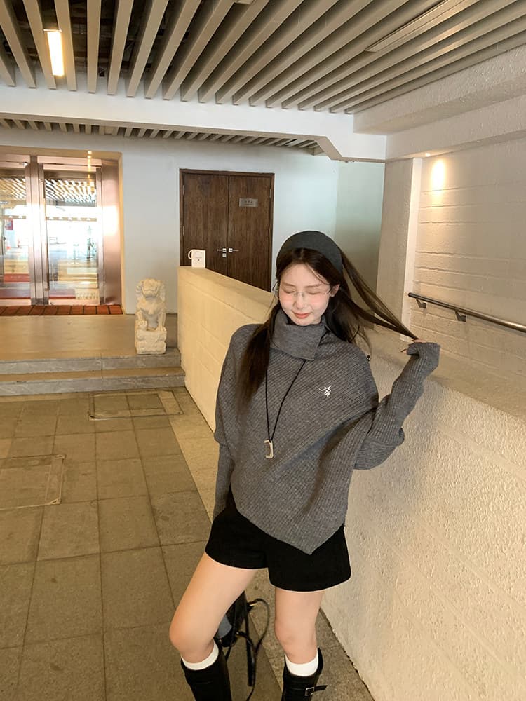 우 77 회색 불규칙 터틀넥 망토 니트 스웨터 여자 한 부서 작은 대중 디자인 센스 품격 루즈핏 맨위 가을 상세 이미지 6