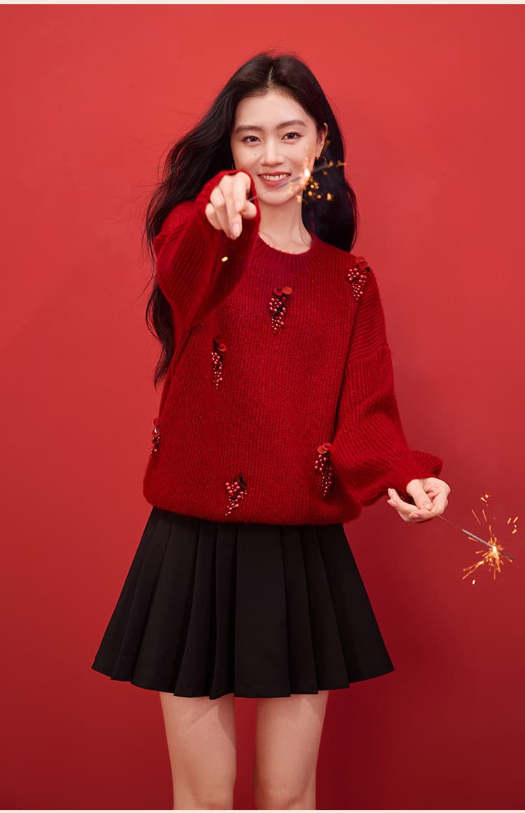 빨간색 라운드 넥 스웨터 여자 2026 가을 새로운 무거운 작업 스팽글 비즈 박기 루즈핏 느긋한 바람 니트 맨위 이미지 2