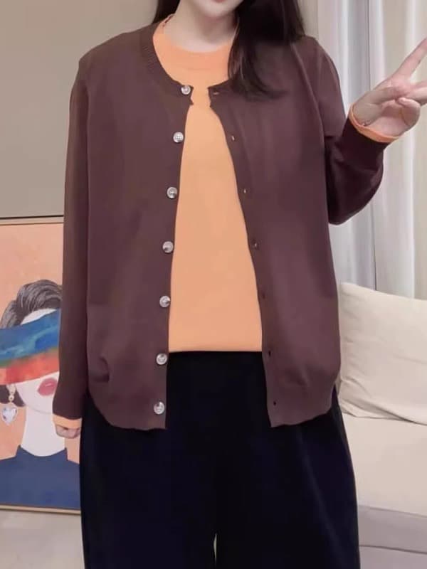 빅 사이즈 지방 mm 디자인 센스 패치워크 색상 페이크 레이어드 니트 오픈 가디건 여성 가을 의상 슬림해 보이는 루즈핏 고급 센스 스웨터 맨위 상세 이미지 3