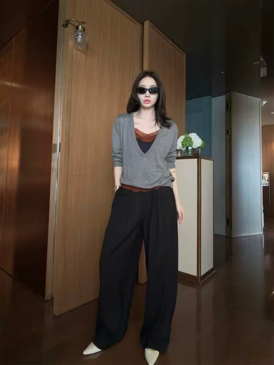 2026 가을 겨울 새로운 느긋한 깊은 V 넥 니트 블라우스 배색 레이스 레이스 슬립 사실 두 조각 맨위 상세 이미지 3