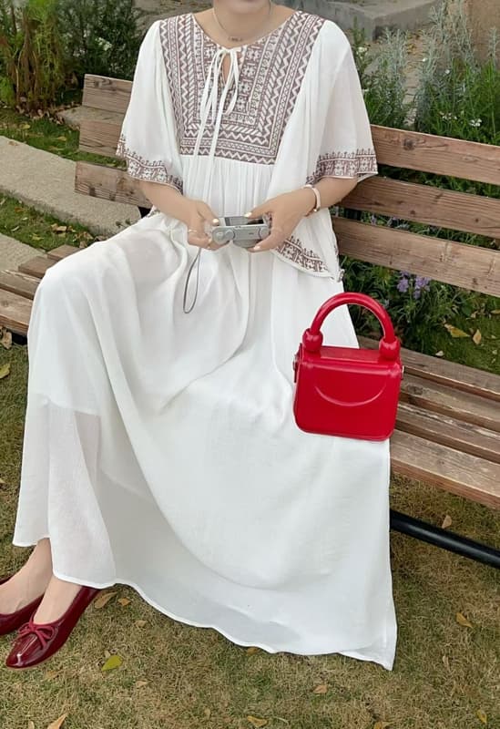 실사 휴가 바람 레이스 V넥 자수 민소매 드레스 벌룬 소매 허리 수축 슬림해 보이는 롱 스커트 여성 상세 이미지 14