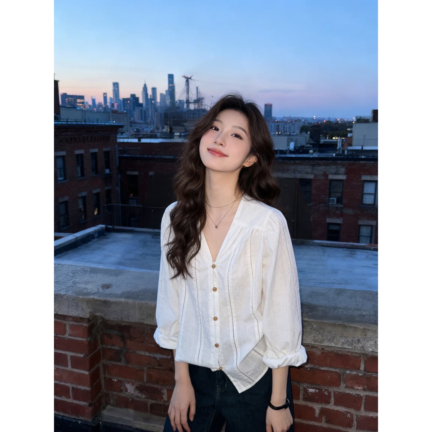 프랑스식 홀로우 아웃 V넥 화이트 수직 곡물 면 린넨 싱글 줄 버튼 맨위 여성 고급 센스 루즈핏 다용도 품격 셔츠 상세 이미지 1