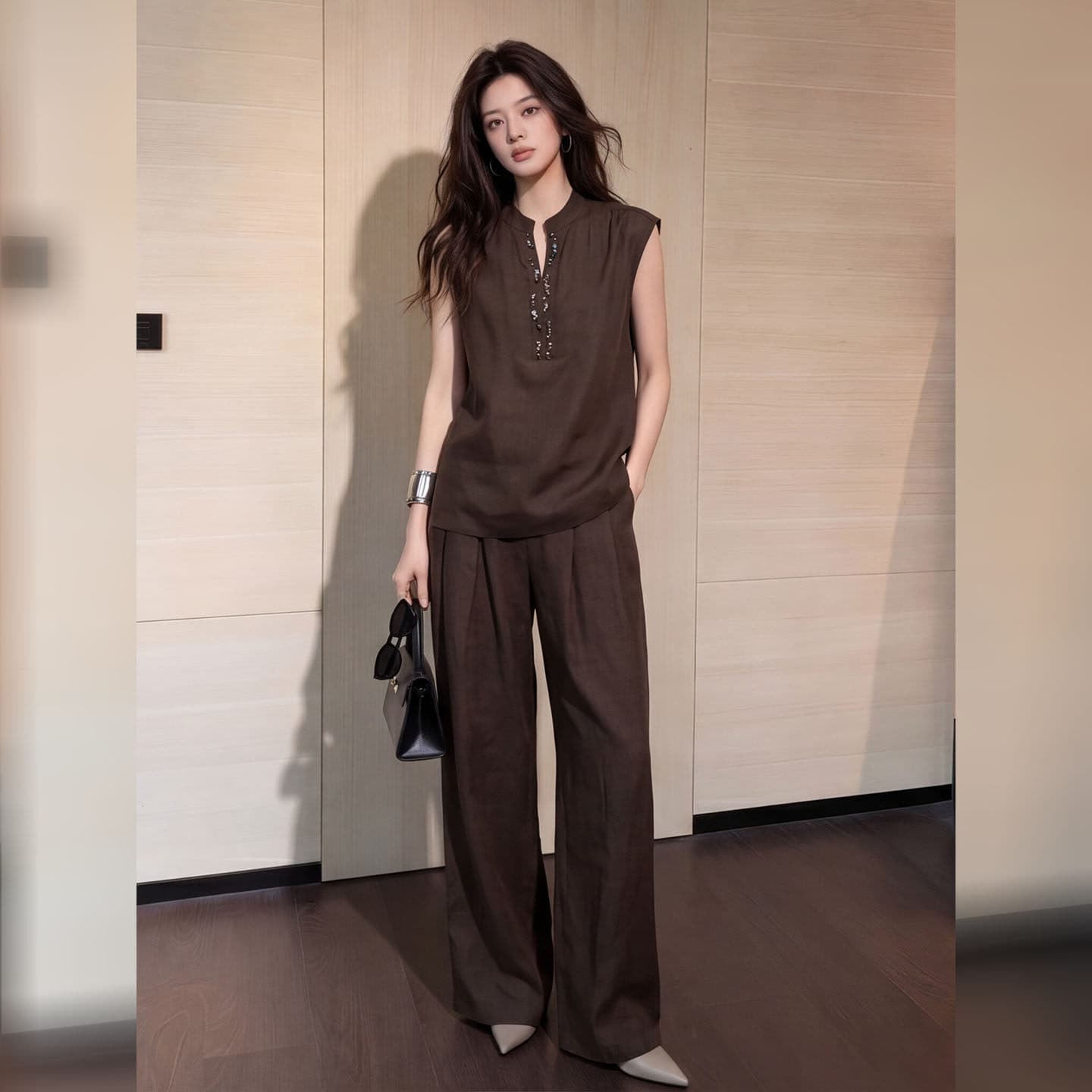 고급 센스 커피 색상 베스트 와이드 레그 팬츠 세트 여성 2026 년 여름 새로운 고급 센스 출퇴근 품격 투피스 세트 이미지 3