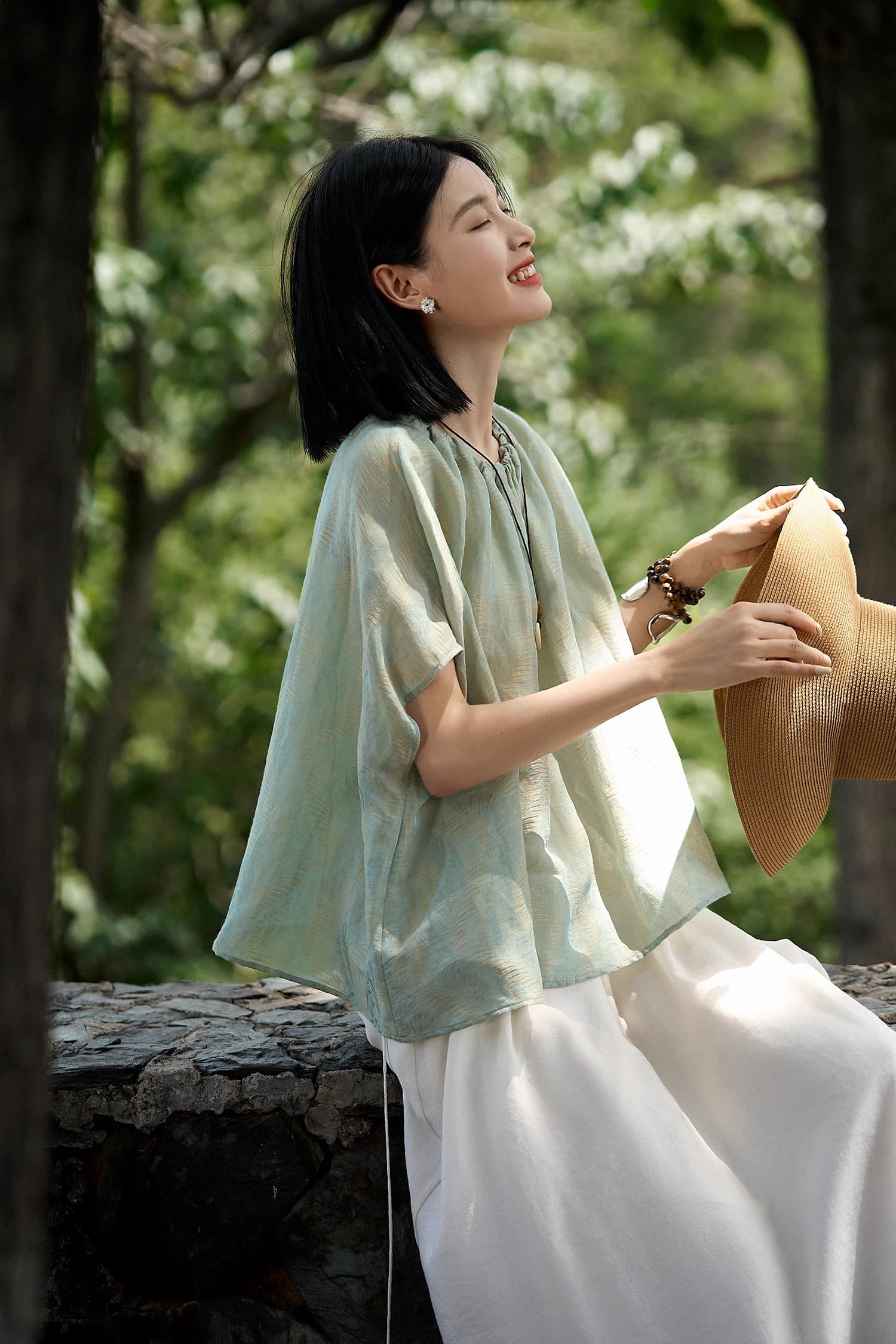 휩쓸다 차가운 작은 에어컨 구름 유리 셔츠 라운드 넥 축소 Pleat 박쥐 작은 맨위 상세 이미지 1