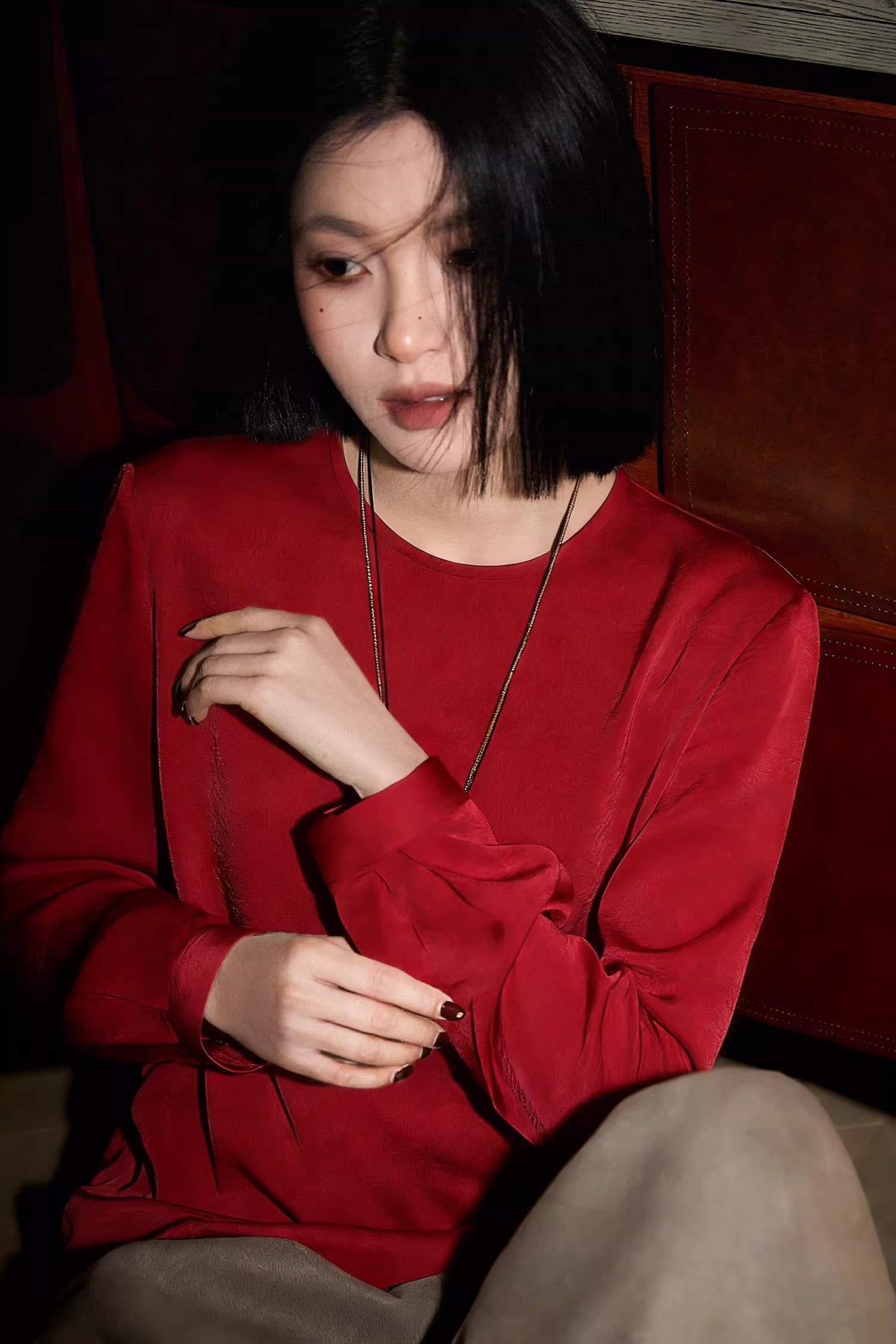 술에 취한 수달 매실을 찾기 위해 눈 속을 걷다 주름 질감 동양의 아름다움 품격 라운드 넥 작은 맨위 여성 새로운 상세 이미지 6