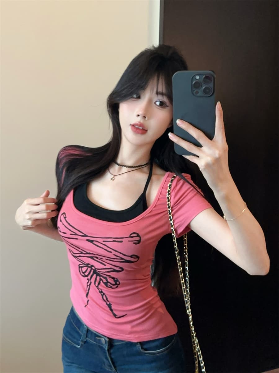 실사 정가 달콤한 핫걸 섹시함 행침 목 스트랩 불규칙 패치워크 페이크 레이어드 프린트 몸매 가꾸기 반팔 티셔츠 상세 이미지 4