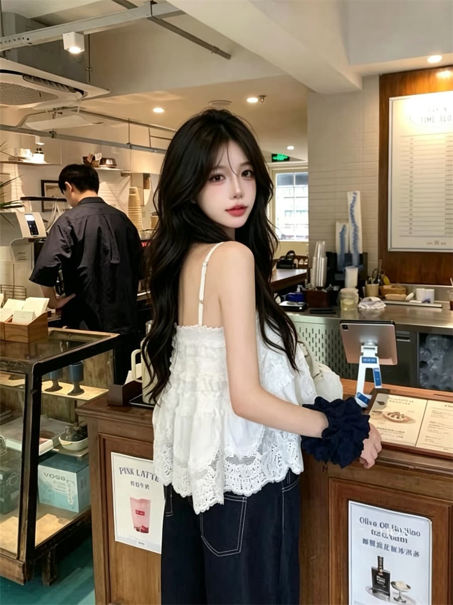 실사 정가 디자인 센스 달콤함 프릴 연령 감소 화이트 레이스 레이스 홀로우 아웃 루즈핏 쇼트 스타일 슬립 여성 이미지 2