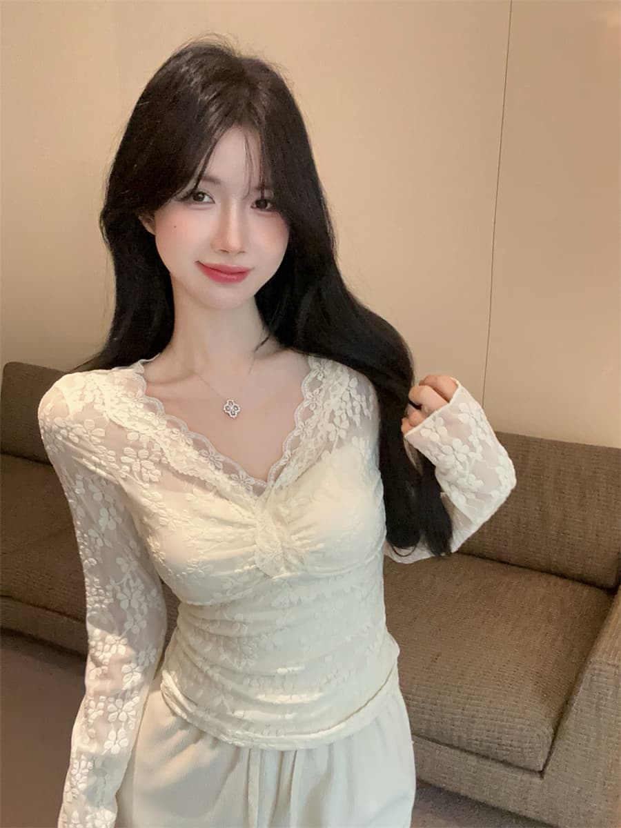 실사 정가 부드러운 순수한 욕망 레이스 V넥 홀로우 아웃 섹시함 레이스 몸매 가꾸기 슬림해 보이는 긴팔 인사이드 잡아라. 의류 상세 이미지 9