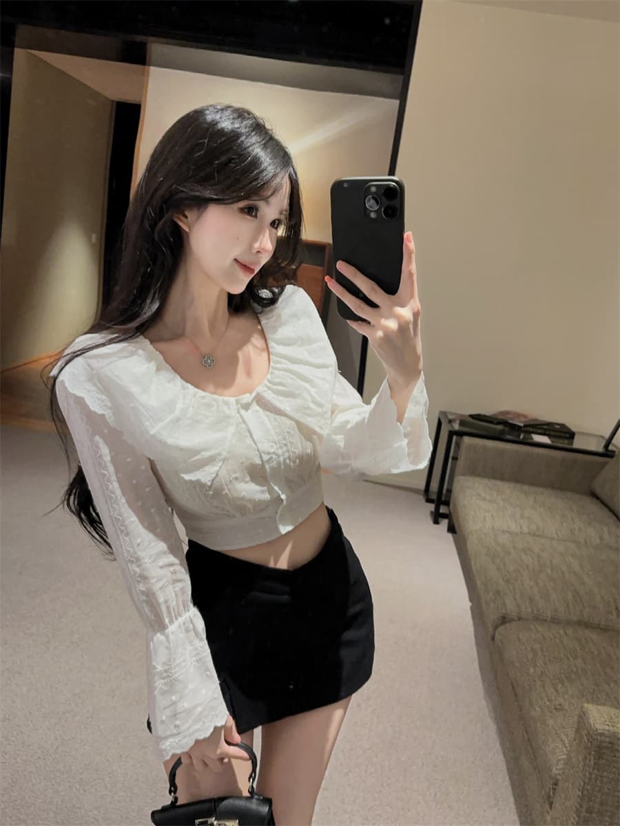 실사 정가 한 부서 순수한 욕망 화이트 베이비 칼라 프릴 자수 거품 소매 연령 감소 쇼트 스타일 셔츠 여성 상세 이미지 4