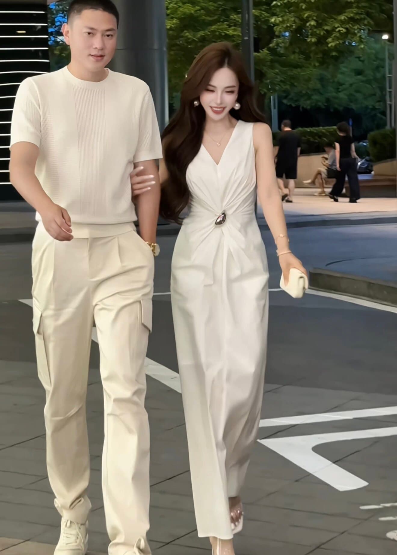 동 미스 고급 맞춤 여성 의류 여름 드레스 새로운 민소매 드레스 프랑스식 매듭 미니멀리즘 샤오 바이 치마 보내기 브로치 상세 이미지 5