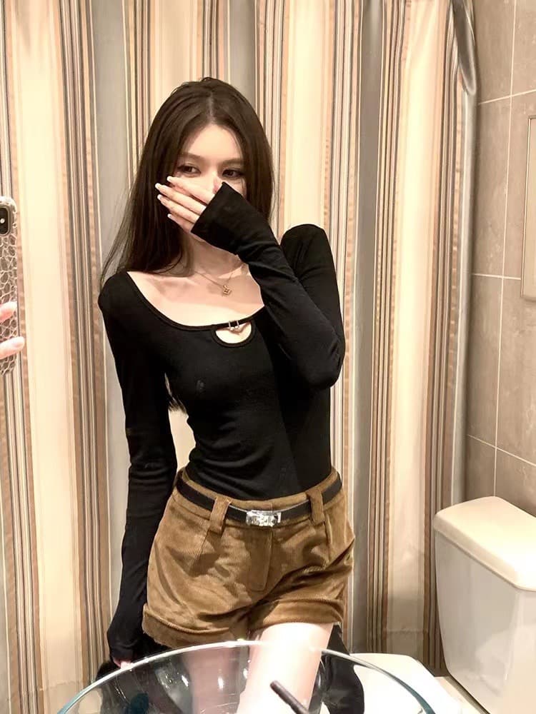 titi 작은 자매 마음 을 훔 쳐 angel 좋은 커브 슈 서울 플러시 u 칼라 홀로우 아웃 기본 셔츠 상세 이미지 2