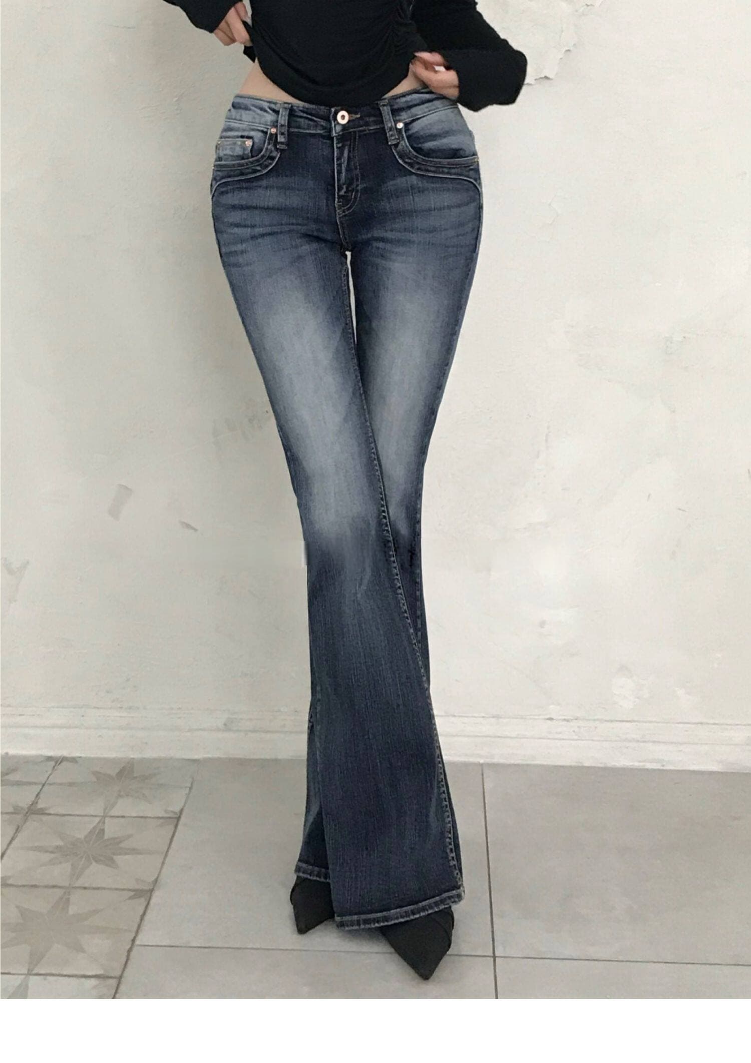 펭 넓적 다리 바지 한국 스타일 새로운 ins 품격 레트로 섹시함 슬림해 보이는 마 오래된 로우 웨이스트 부츠컷 청바지 상세 이미지 2