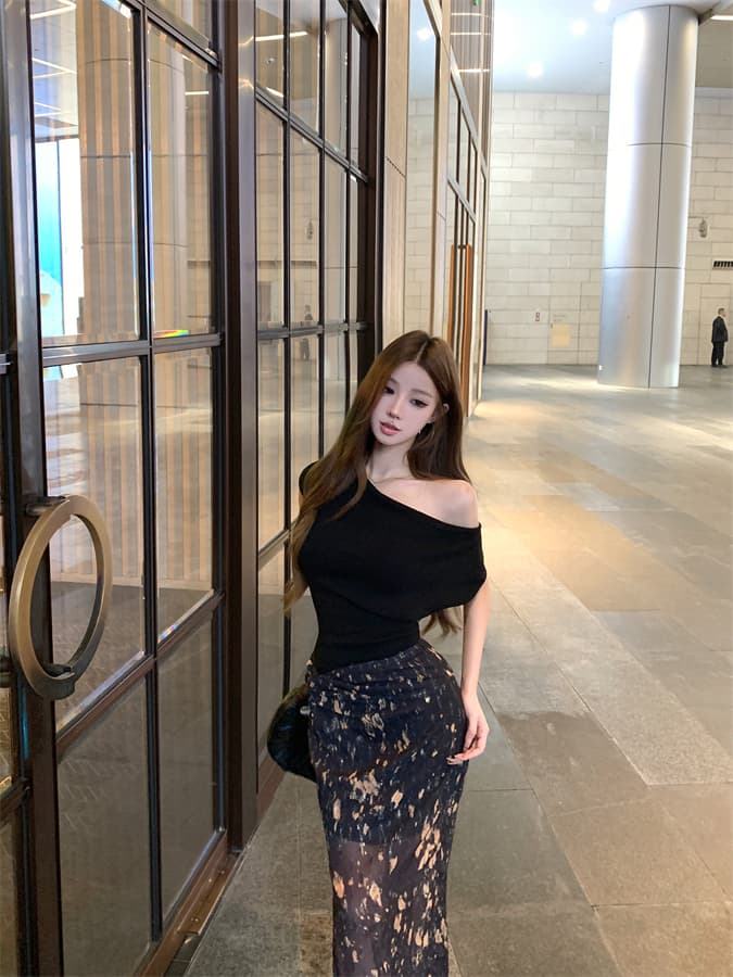 실사 정가 흔들다 칼라 비스듬한 어깨 둘 착용 반팔 맨위 비틀림 트임 무거운 작업 자수 프린트 반 스커트 상세 이미지 3