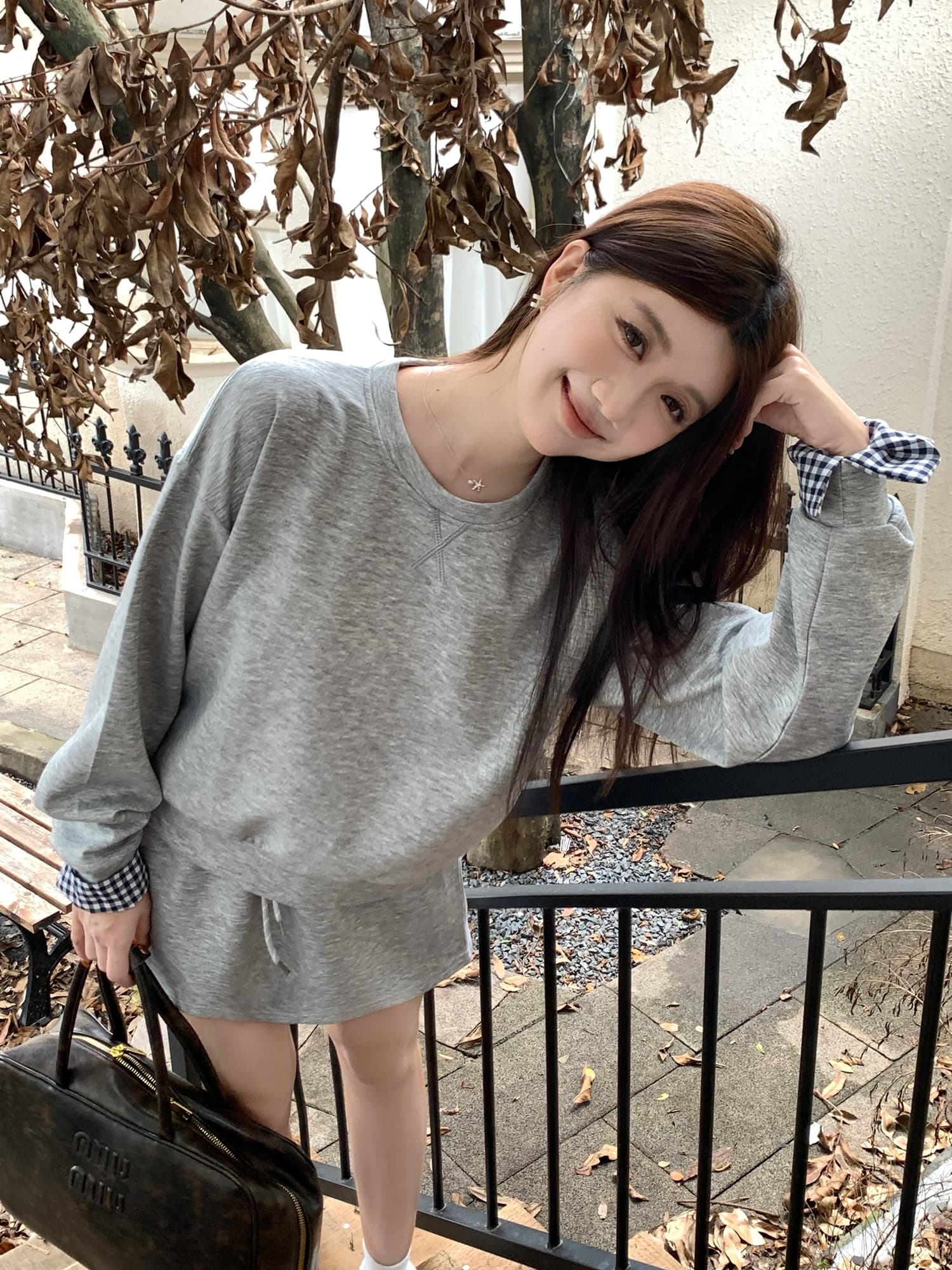 실사 빅 사이즈 세트 캐주얼 패션 고급 센스 miu 부서 후드티 치마 투피스 세트 상세 이미지 3