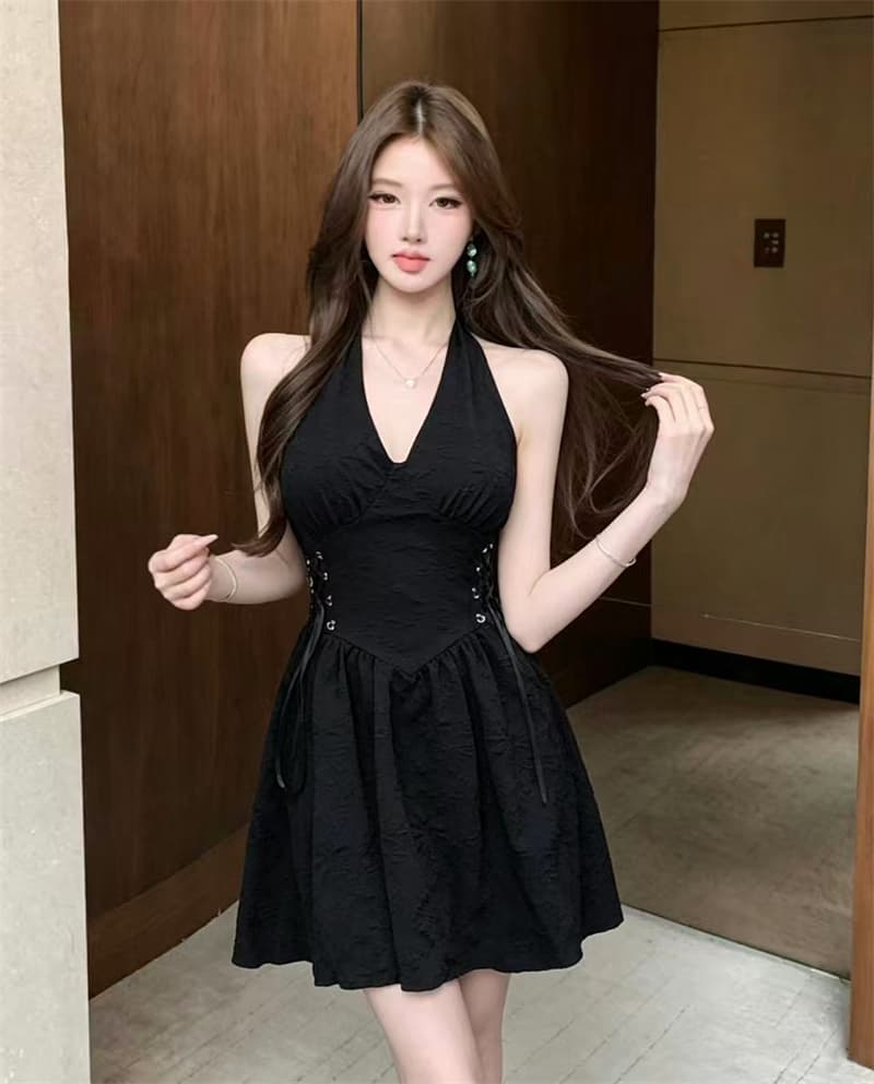 실사 여름 순수한 욕망 섹시함 V넥 행침 목 스트랩 검정색 여성 드레스 스트랩 허리 수축 슬림해 보이는 한 마디 미니 스커트 상세 이미지 7