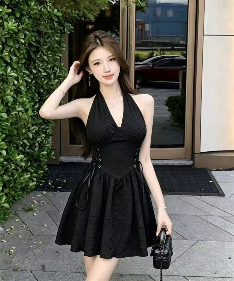실사 여름 순수한 욕망 섹시함 V넥 행침 목 스트랩 검정색 여성 드레스 스트랩 허리 수축 슬림해 보이는 한 마디 미니 스커트 상세 이미지 8