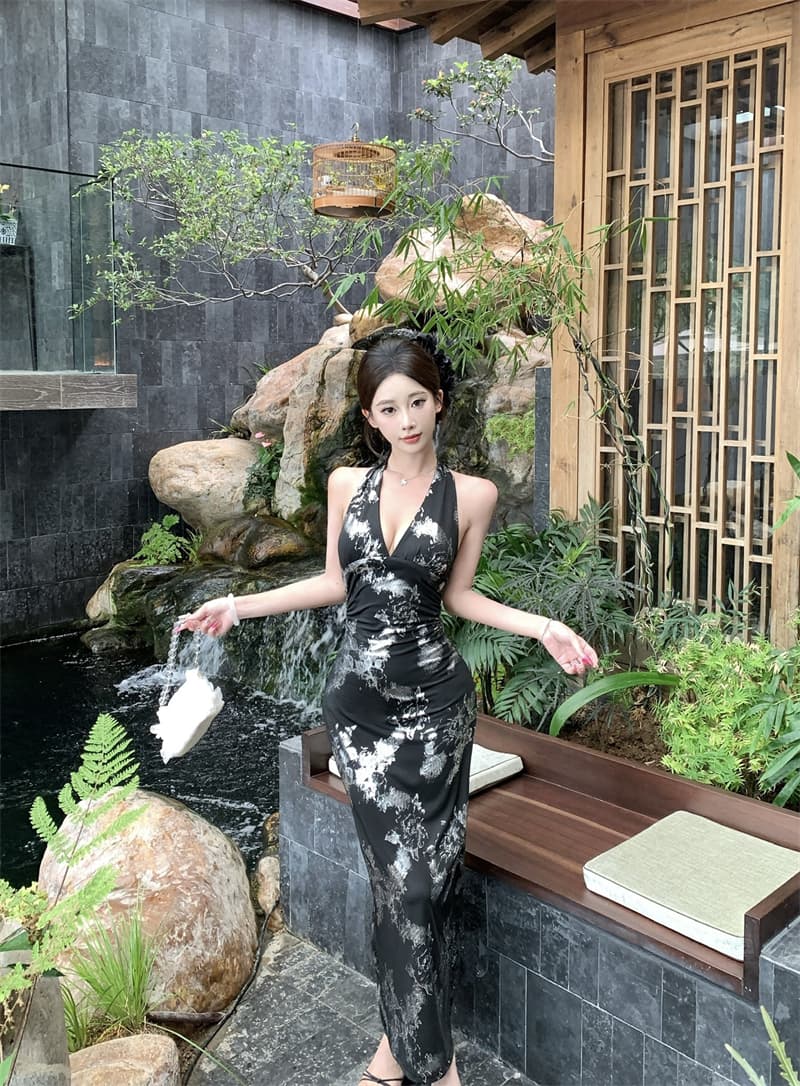 실사 여름 프랑스식 슬립 섹시함 V넥 검정색 다림질 금박 행침 목 백리스 허리 수축 슬림해 보이는 롱 코트 드레스 상세 이미지 5