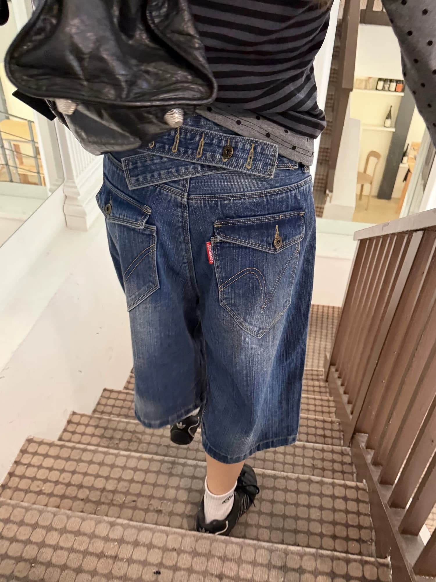 대나무 마디 파리 버클 7부 바지 청바지 남녀 여름 새로운 워싱 마 오래된 디자인 센스 무릎 아래 바지 이미지 2