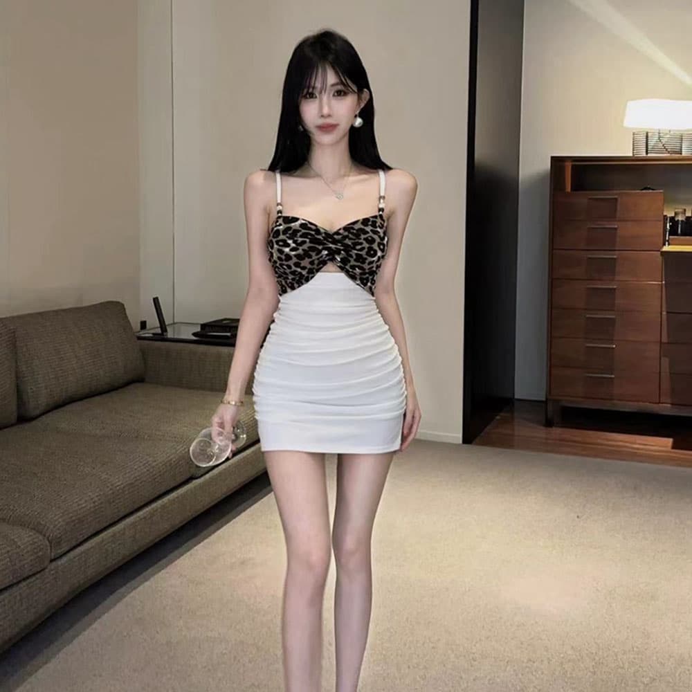 실사 여름 섹시함 핫걸 낮은 가슴 레오파드 무늬 망사 배색 패치워크 슬립 나이트 클럽 춤추기 쇼트 스타일 타이트 스커트 여성 이미지 5