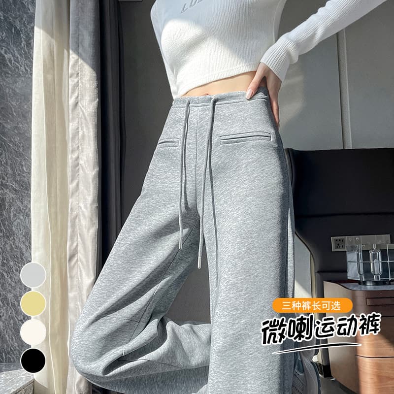실사 2026 가을 새로운 부츠컷 바지 운동 바지 스트레이트 넓은 다리 캐주얼 바지 나팔 바닥 청소 바지 여성 이미지 2