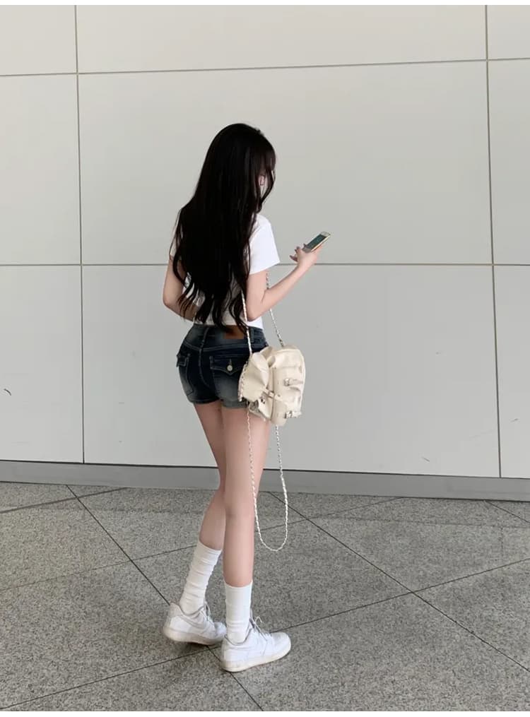 진짜 펭 넓적 다리 디스크 디스크 한 남자 바지 2 색 한국 스타일 패션 연삭 화이트 잠금 몸매 가꾸기 슬림해 보이는 로우 웨이스트 데님 반바지 상세 이미지 42