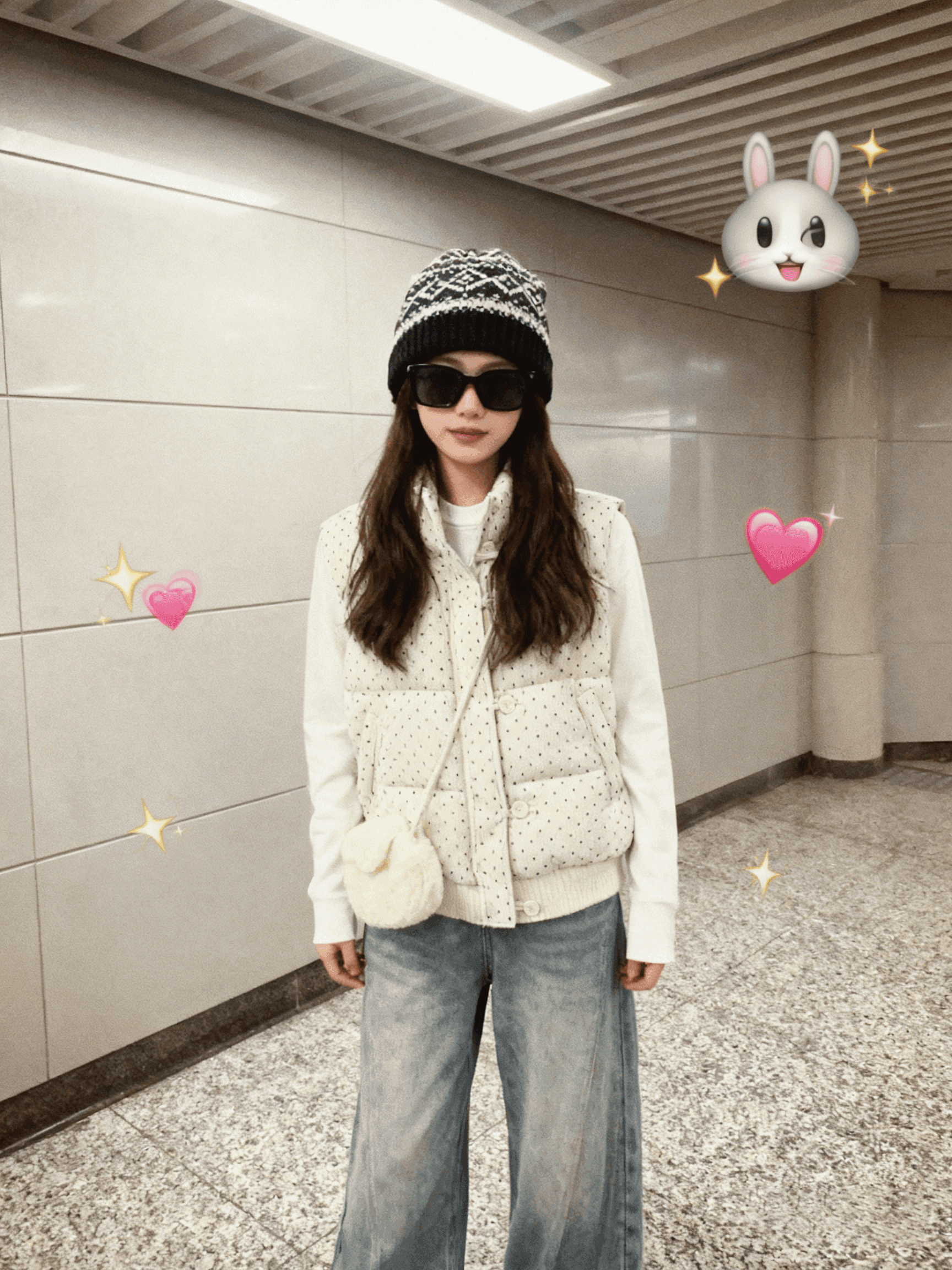 2026 슈퍼 잘 생긴 코듀로이 도트 무늬 다운 재킷 여성 스탠드 칼라 겨울 새로운 루즈핏 보온 여성 조끼 베스트 이미지 3