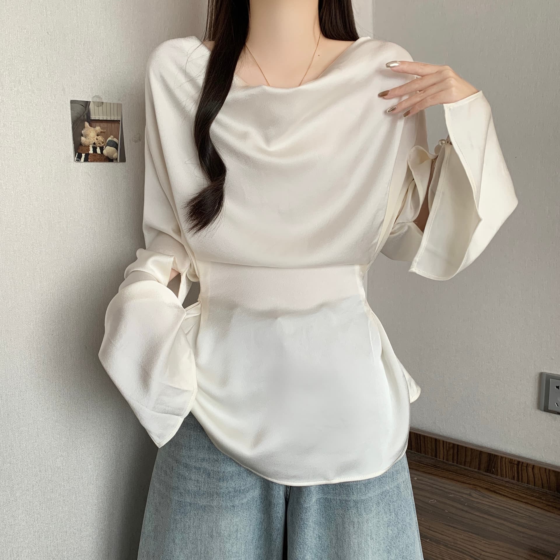 실사 빅 사이즈 슈퍼 화재 셔츠 Chic 디자인 센스 레이스업 허리 수축 셔츠 여성 흔들다 칼라 아름다운 품격 긴팔 맨위 상세 이미지 17