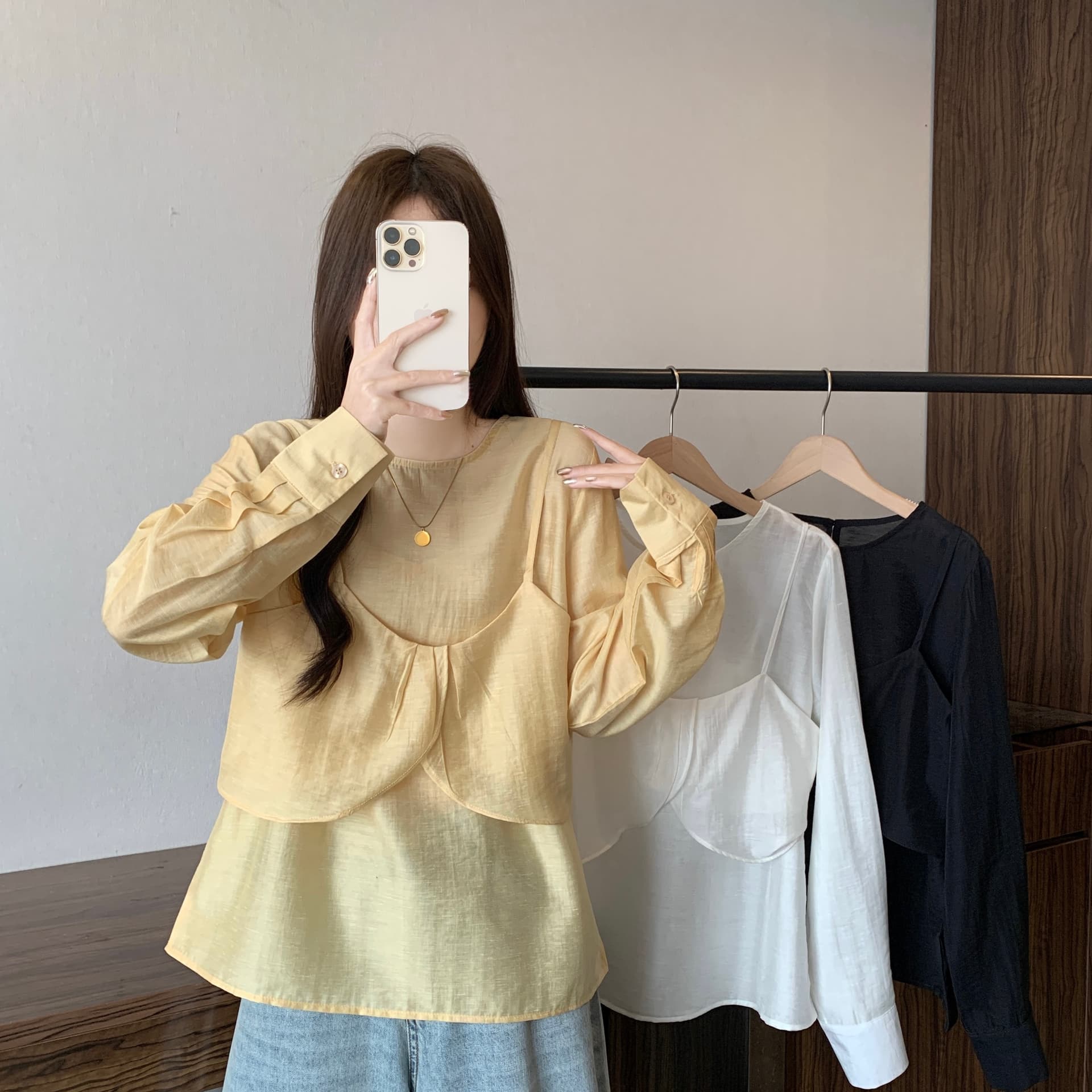 실사 빅 사이즈 봄 프랑스식 긴팔 쉬폰 여성 셔츠 꽃잎 측면 트임 작은 심장 기계 캐미솔 두 조각 이미지 4