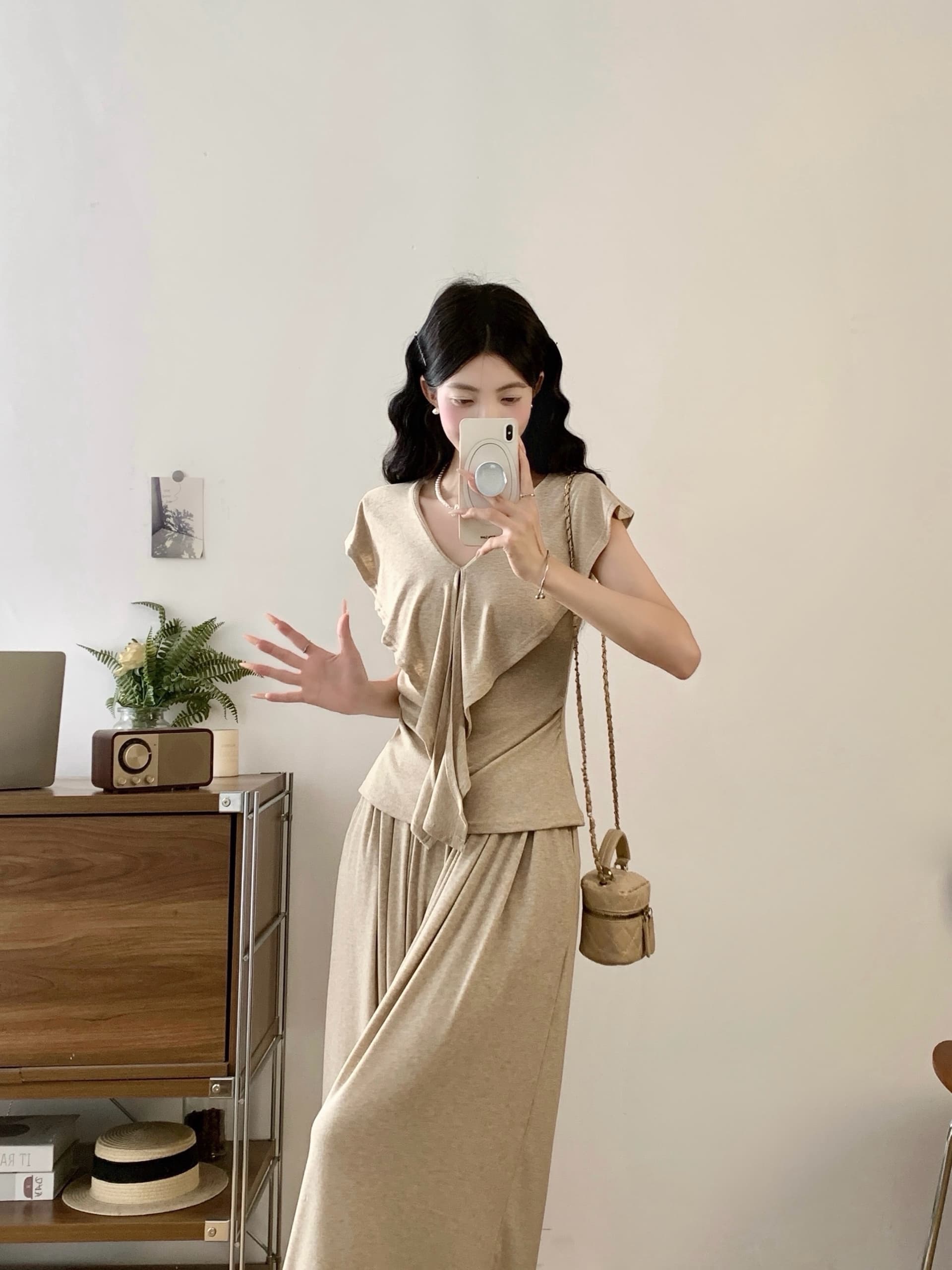 실사 빅 사이즈 허리 수축 디자인 센스 프릴 슬림해 보이는 반팔 맨위 편안함 캐주얼 바지 두 조각 여성 세트 상세 이미지 8
