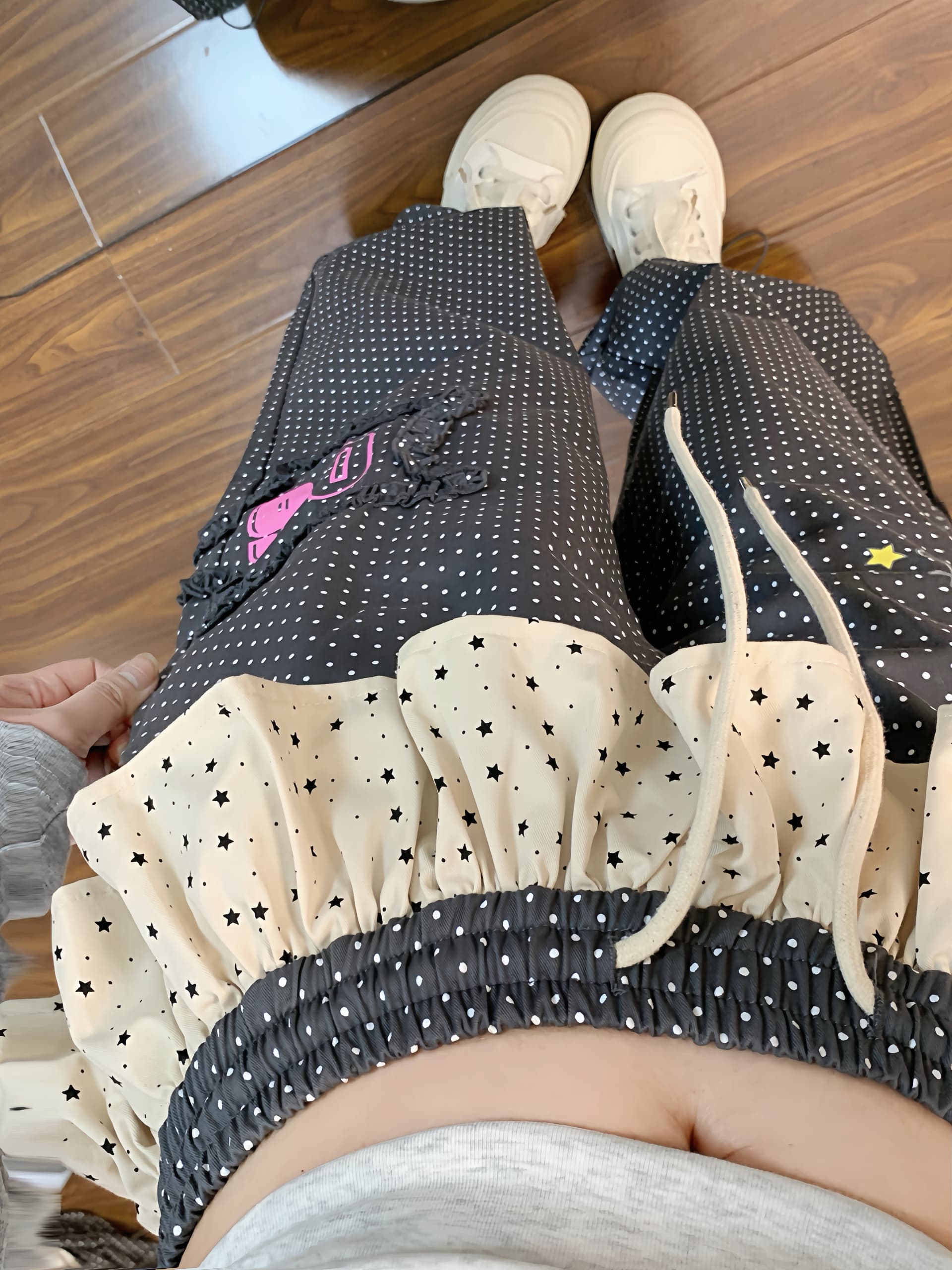 실사 이문화 전체 인쇄 도트 무늬 별 패치 디자인 센스 레이스 패치워크 디자인 센스 루즈핏 바닥 청소 캐주얼 바지 상세 이미지 2