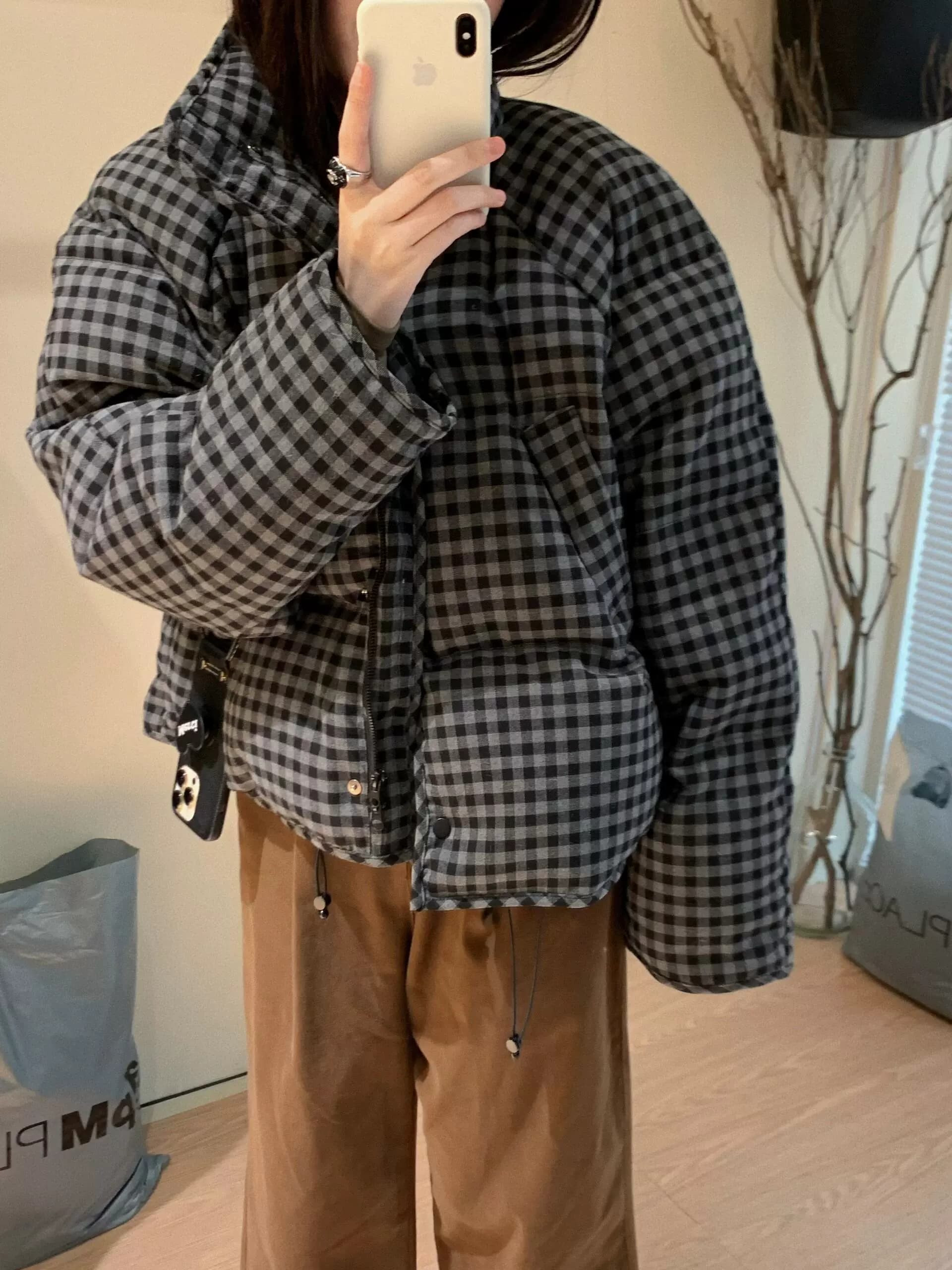 레트로 체크무늬 면직물 다운 재킷 여성 2026 겨울 새로운 쇼트 스타일 스탠드 칼라 루즈핏 보온 다운 코튼 외투