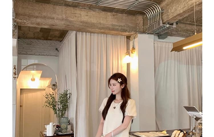 선물 물품 여름 새로운 질감 섹션 3 차원 장미 엠보싱 무거운 작업 거품 소매 라운드 넥 작은 셔츠 반신 치마 세트 상세 이미지 26