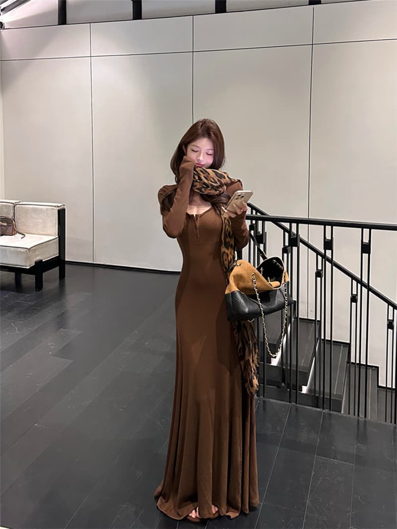 실사 가을 레트로 섹시함 다용도 몸매 가꾸기 슬림해 보이는 니트 인어 꼬리 롱 스커트 여성 드레스 상세 이미지 7