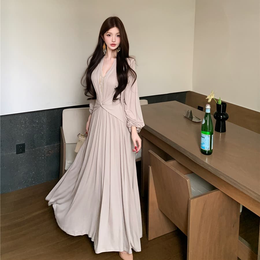 실사 레트로 섹시함 V넥 순수한 욕망 바람 레이스 조각 긴팔 드레스 비틀림 허리 수축 슬림해 보이는 롱 스커트 여성 이미지 5