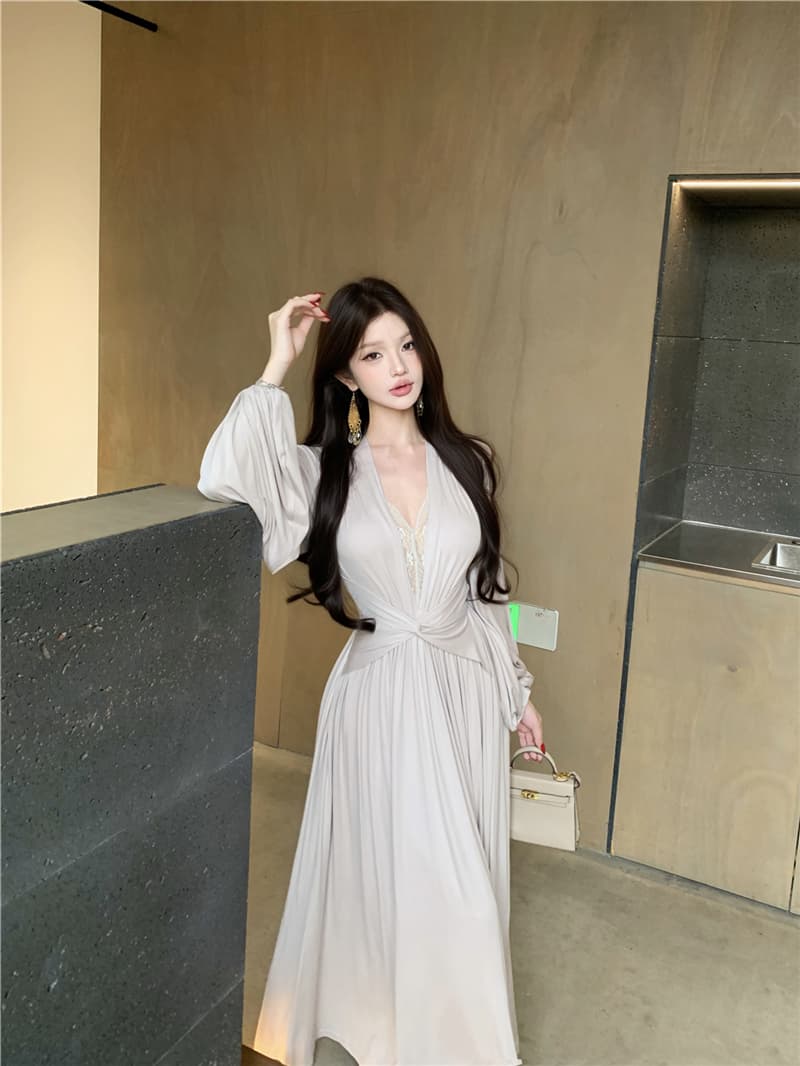 실사 레트로 섹시함 V넥 순수한 욕망 바람 레이스 조각 긴팔 드레스 비틀림 허리 수축 슬림해 보이는 롱 스커트 여성 상세 이미지 16