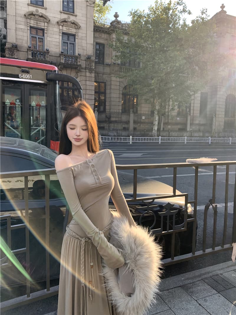 실사 가을 레트로 섹시함 새로운 인사이드 가져 가라. 동반자 긴팔 비스듬한 어깨 슬림해 보이는 롱 코트 여성 드레스 상세 이미지 16