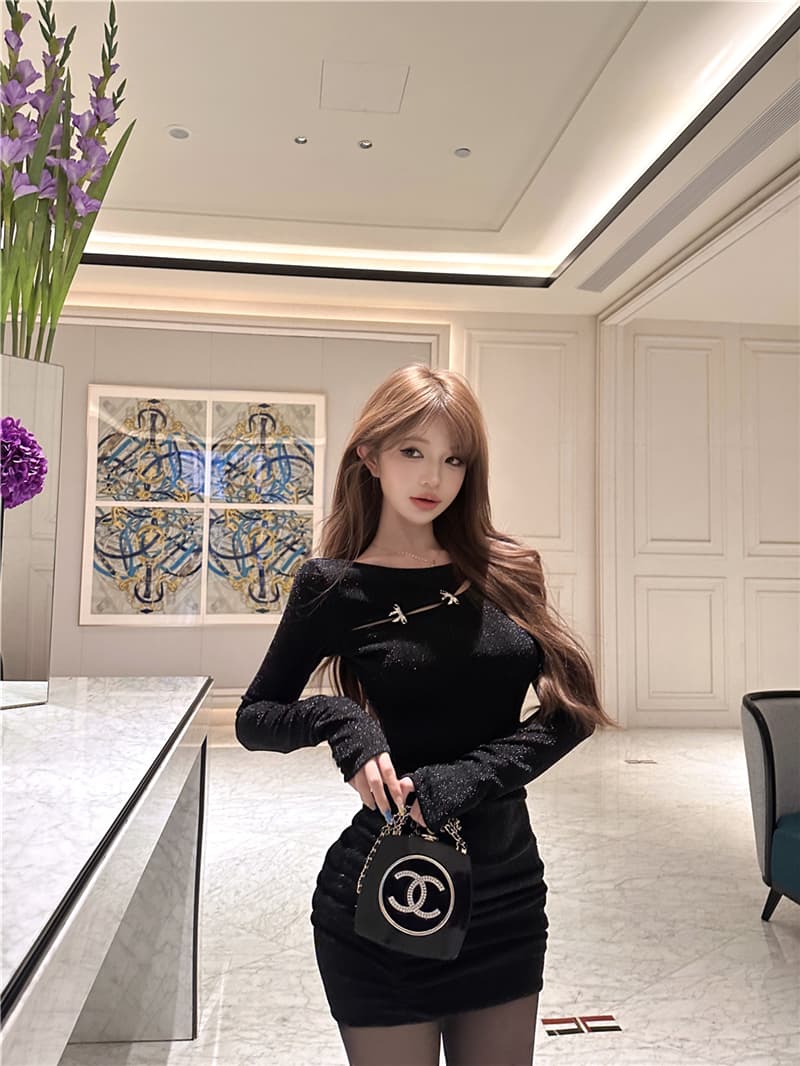실사 레트로 섹시함 디자인 센스 홀로우 아웃 반짝임 전후 둘 착용 허리 수축 슬림해 보이는 타이트 스커트 여성 드레스 상세 이미지 2